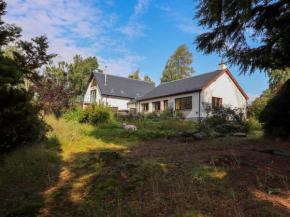 Creag Dhubh Cottage